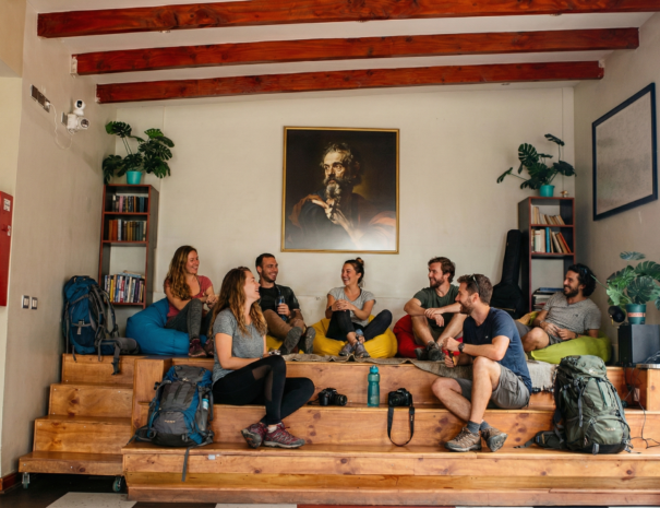 Gemini_Generated_Image_jpwx9djpwx9djpwx (1)